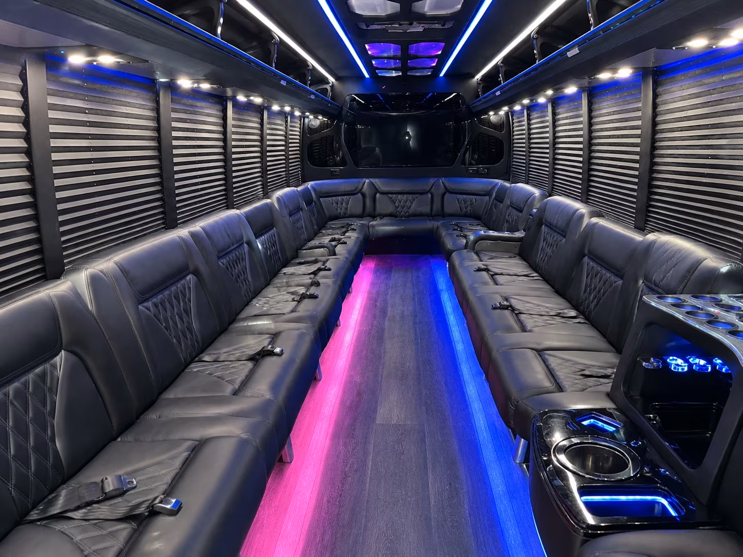 albany bus rentals
