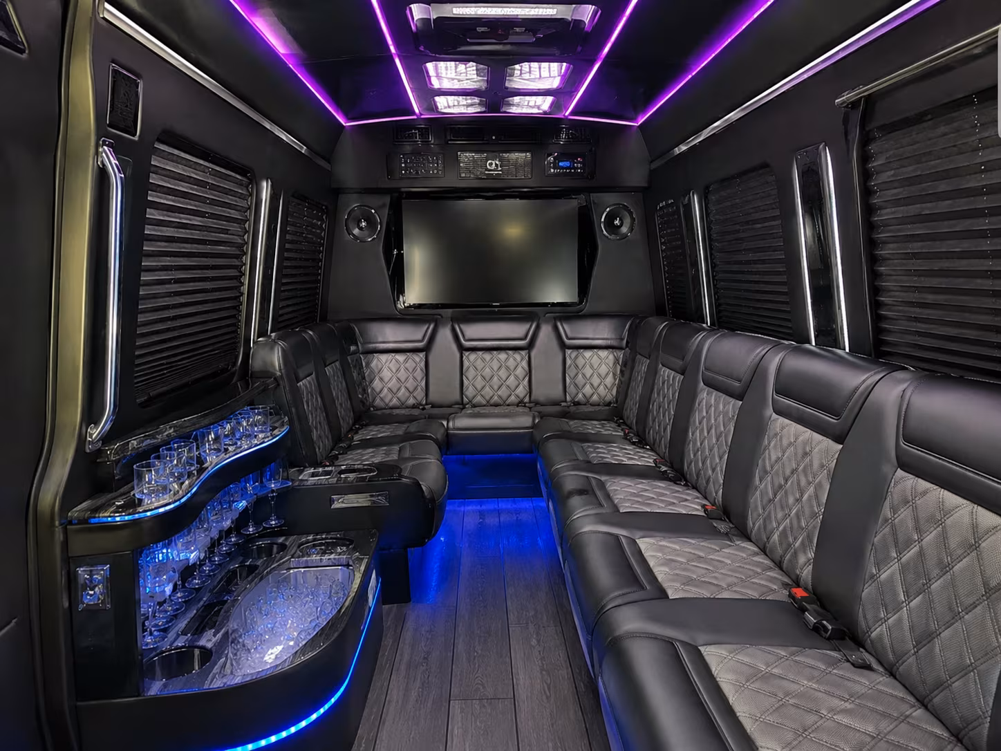 corvallischarterbuscompany com can help you find the right bus size for your prom group