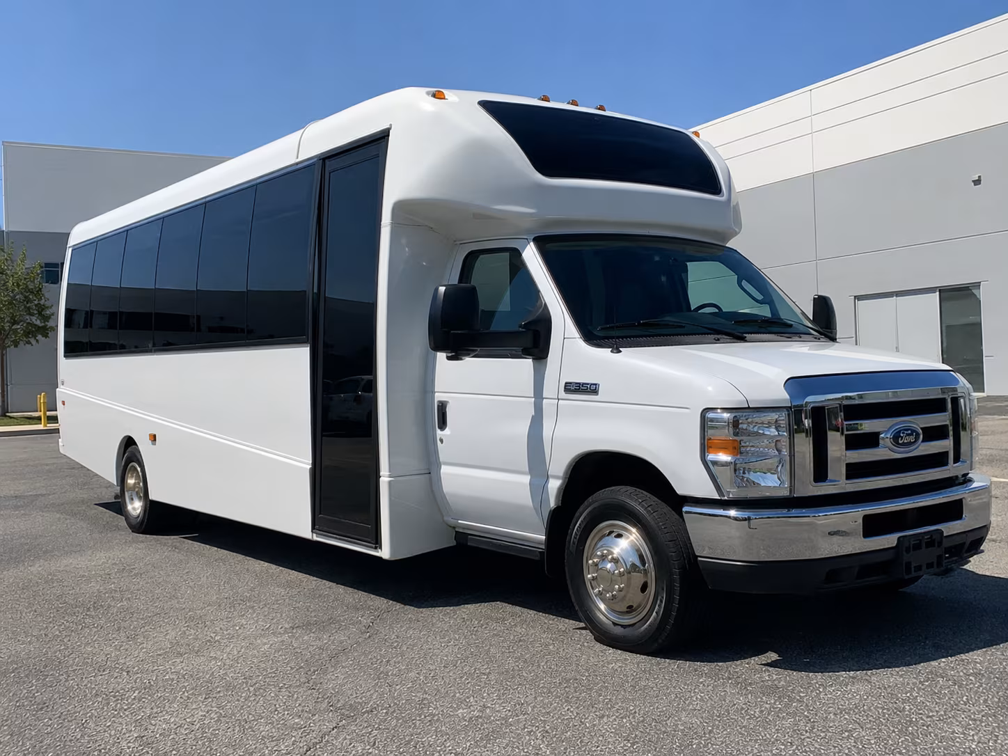 eugene make your trip easier with eugene long distance charter bus rentals